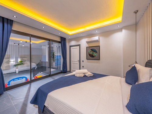  gece  -  Kasım
  | Kalkan’da 8 Kişilik Lüks Villa, Özel Isıtmalı Havuz ve Merkezi Konum